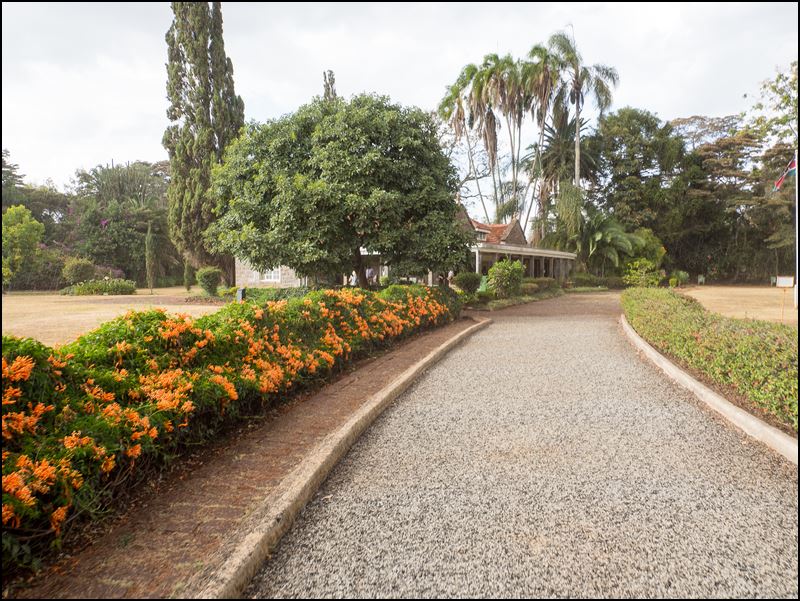 https://www.comol.li/Afrika_2017/2017-01-29_16-33-27_Kenya-Claudio-Picco-Comolli-Olympus-E-M5MarkII-.jpg