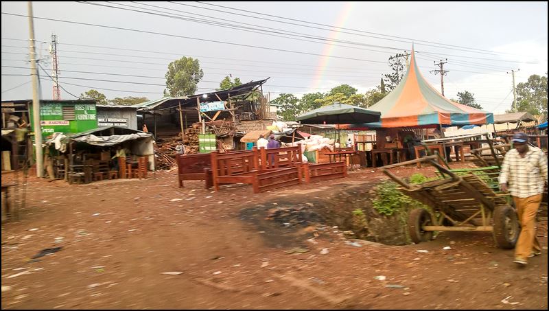 https://www.comol.li/Afrika_2017/2017-01-29_18-17-49_Kenya-Claudio-Picco-Comolli-Lumia%20640%20Dual%20SIM-.jpg