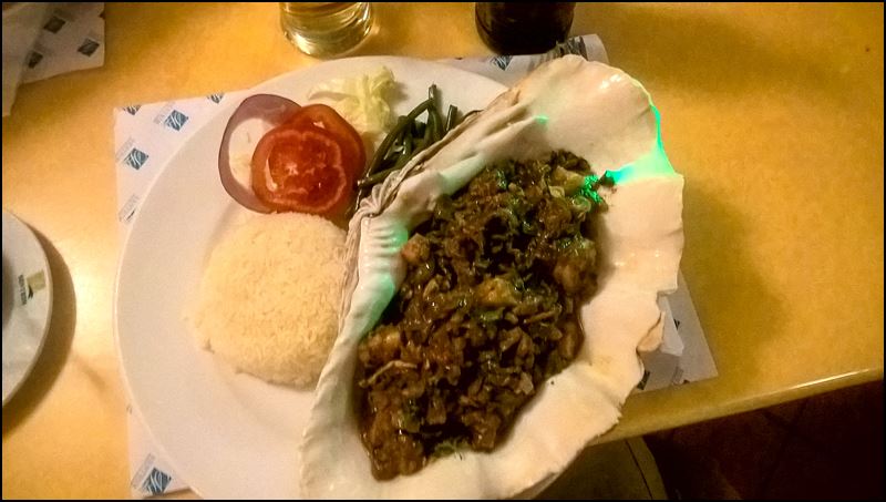 https://www.comol.li/Afrika_2017/2017-01-30_20-23-52_Kenya-Claudio-Picco-Comolli-Lumia%20640%20Dual%20SIM-.jpg