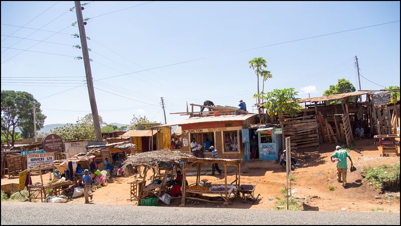 https://www.comol.li/Afrika_2017/2017-02-03_11-13-41_Kenya-Claudio-Picco-Comolli-Olympus-E-M5-.jpg