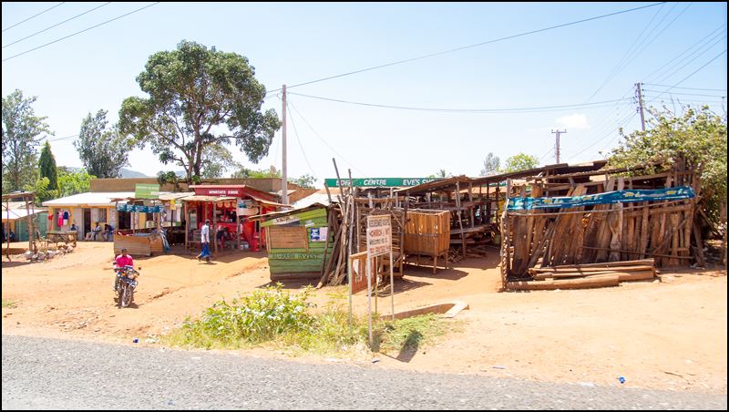 https://www.comol.li/Afrika_2017/2017-02-03_11-13-44_Kenya-Claudio-Picco-Comolli-Olympus-E-M5-.jpg