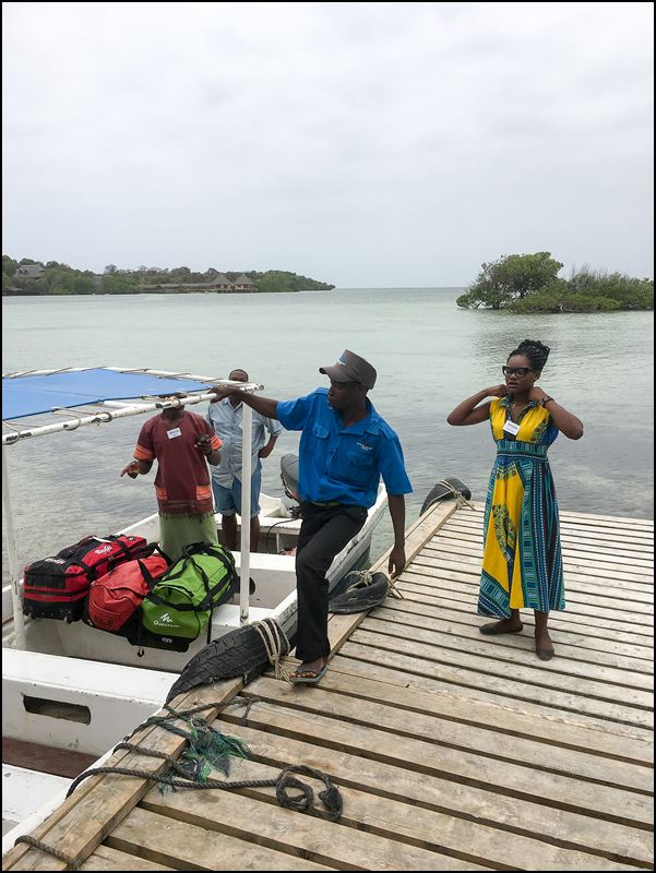 https://www.comol.li/Afrika_2017/2017-02-07_12-21-38_Kenya-Sabine-Senn-iPhone%206s-.jpg